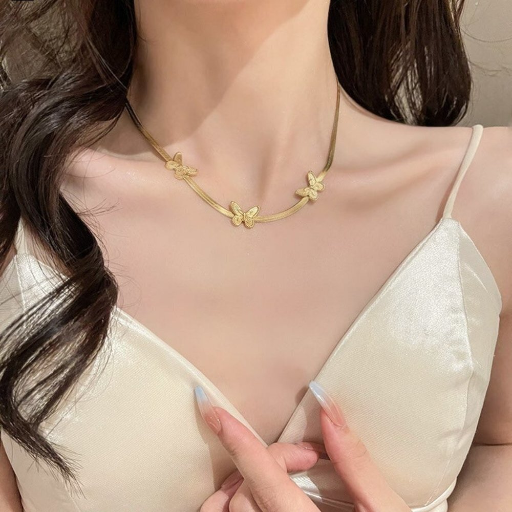 Elegant Exquisite Butterfly Snake Bone Necklace - Picture 2 of 6